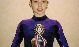 罗娜艳情在线观看,一场禁忌的激情之旅